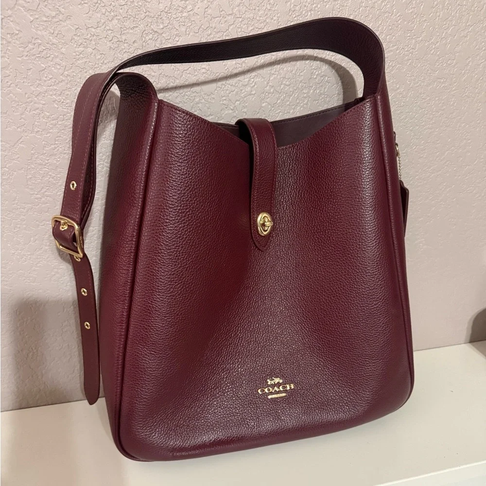 Coach large Hadley Shoulder Bag - Picture 1 of 4